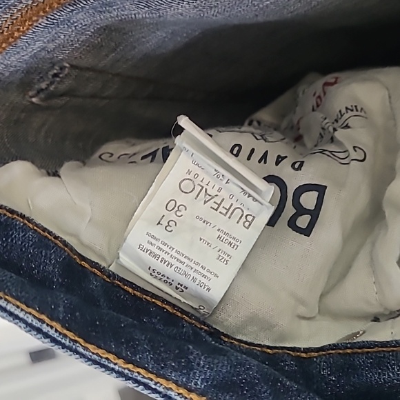 Men's Buffalo jeans - Picture 2 of 5